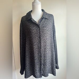 Women’s Dressy Chelsea&Theodore Grey Leopard Print Button-Down Shirt W/ Collar